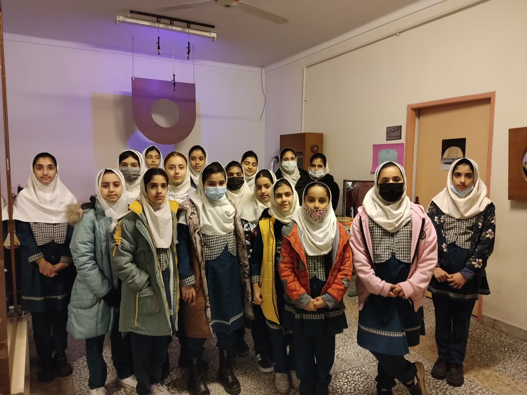 بازدید علمی آزمایشگاه بنیاد حریری