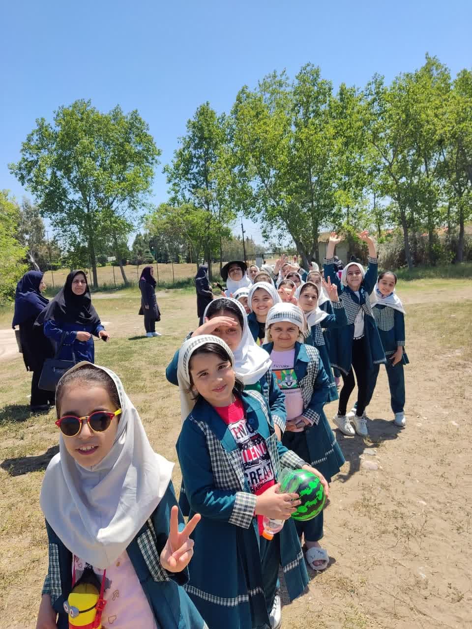 اردو دبستان غیردولتی دخترانه پرتو دانش