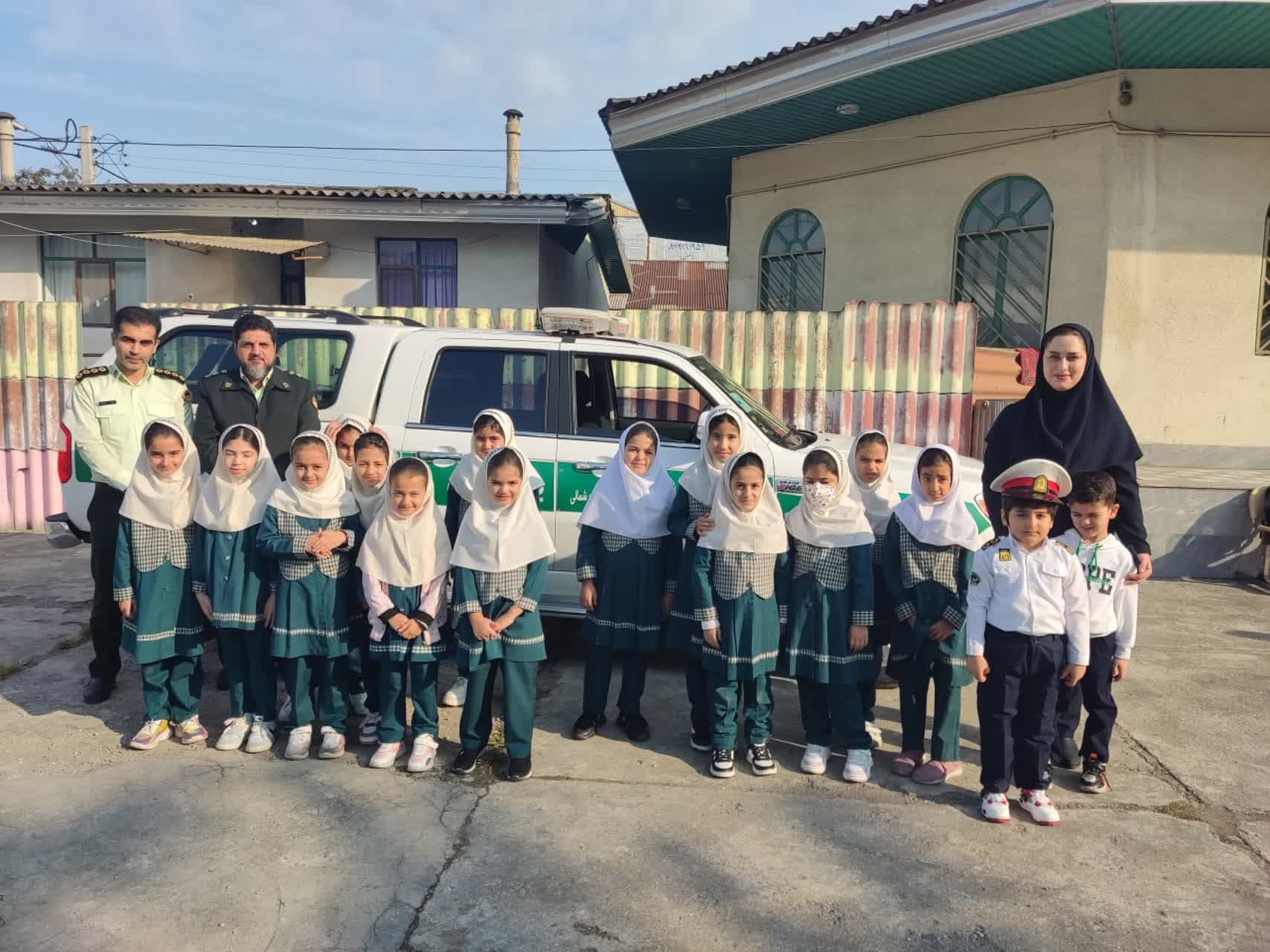 هفته درختکاری و دعوت از نیروی خدوم و زحمتکش منابع طبیعی