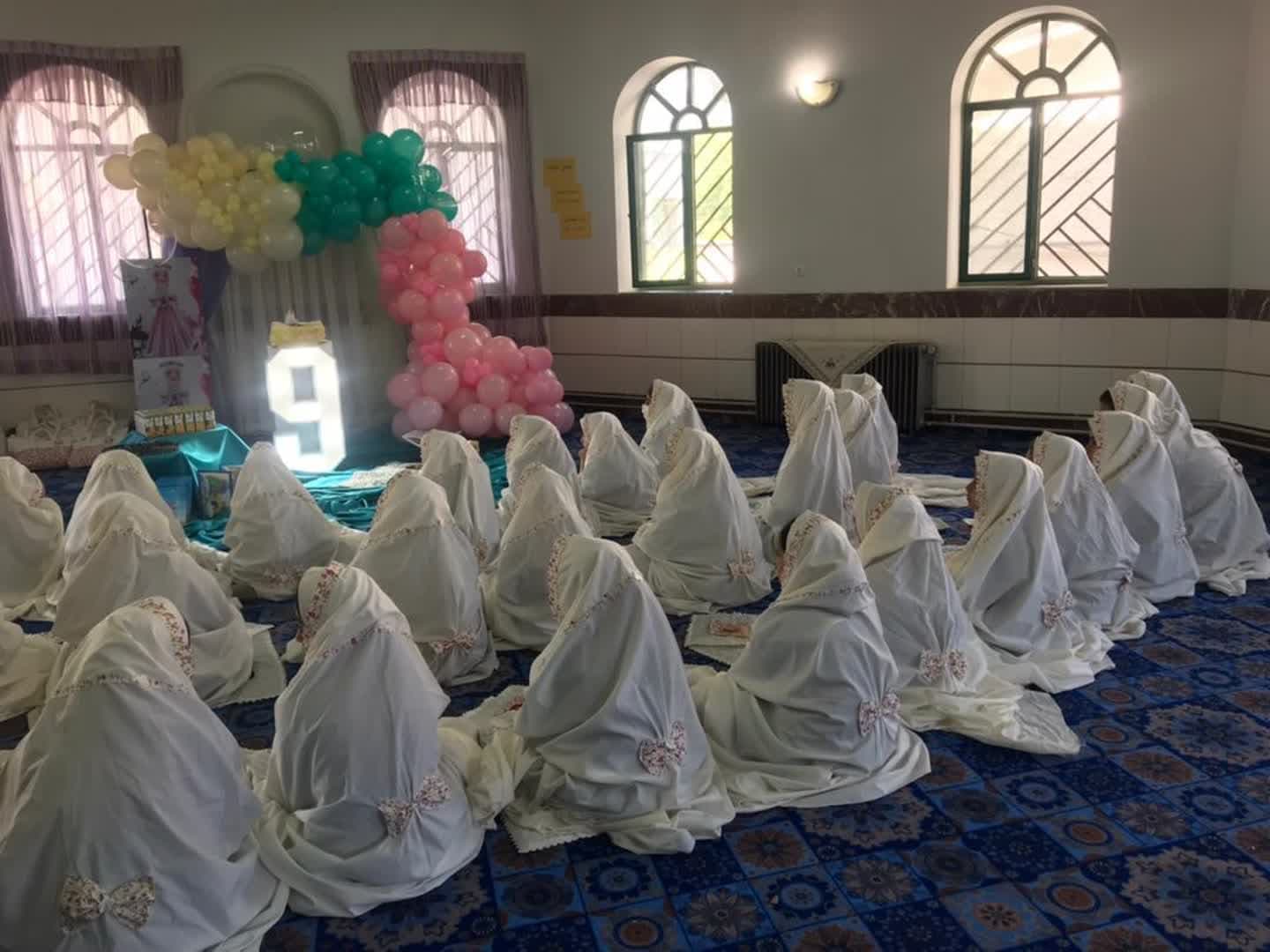 برگزاری جشن تکلیف پایه سوم